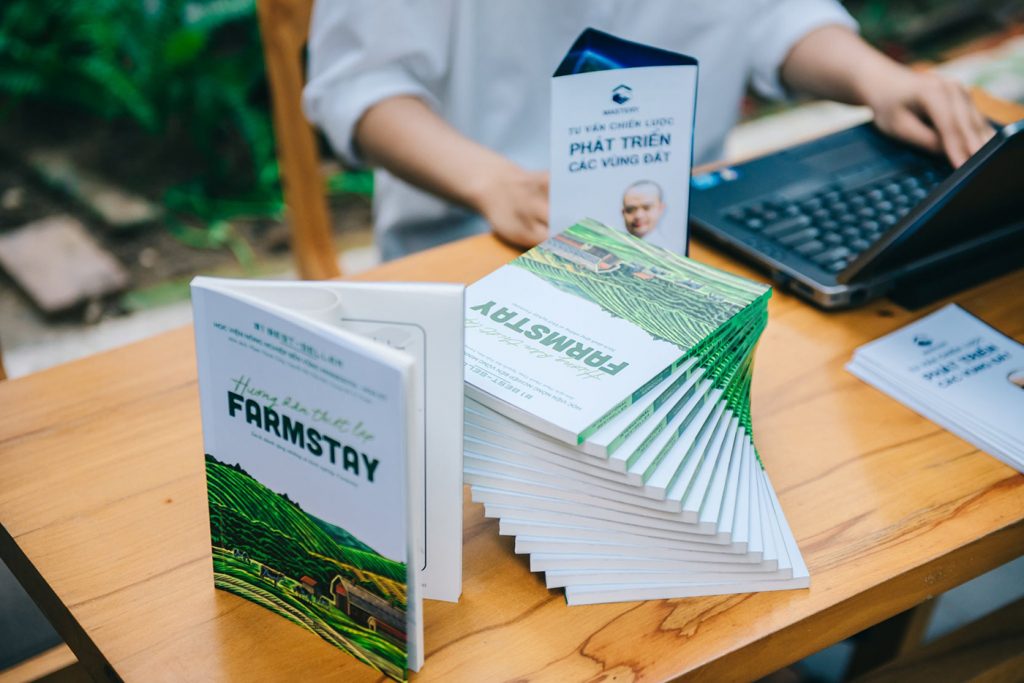 Sách Thiết Lập Farmstay